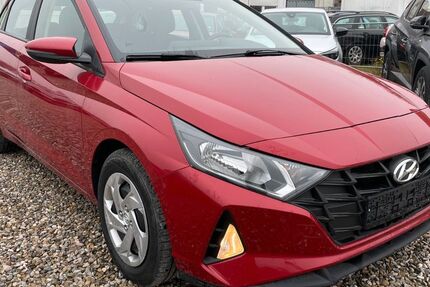 Hyundai i20 60.112 km 11.990 &euro; München 81829