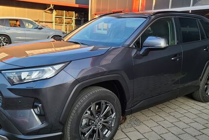 Toyota RAV 4 5.000 km 38.400 &euro; Puchheim (nähe München) 82178