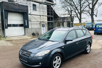 Kia ceed / Ceed 246.000 km 1.299 € Neufahrn 85375