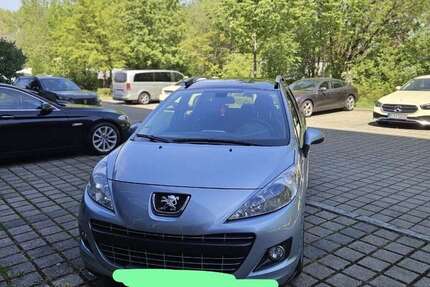 Peugeot 207 167.558 km 5.400 &euro; München, Landeshauptstadt 81543