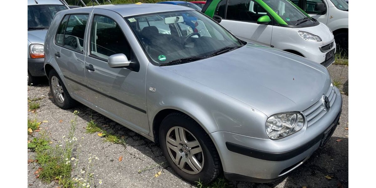 VW Golf 130.000 km 1.499 &euro; Markt Schwaben 85570