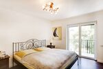 Privatverkauf - ohne Provision! Mediterranes Mehrgenerationenhaus mit über 400 m² nutzbarer Flä - Gewerbeobjekt Gilching | Angebot:26918360