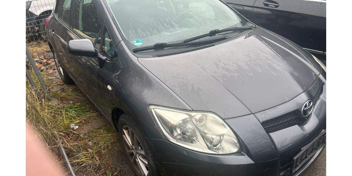 Toyota Auris 134.000 km 2.199 € Kirchheim 85551