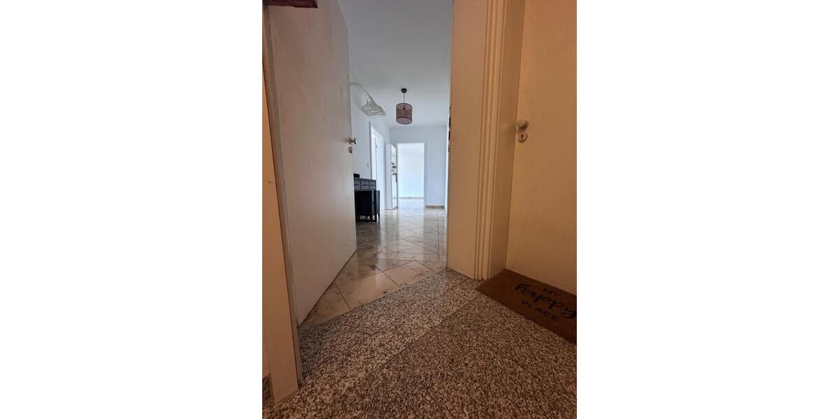 Etagenwohnung Gröbenzell - 2.5 Zimmer, 62 m&sup2;, 1.490&euro; | Angebot:25382342