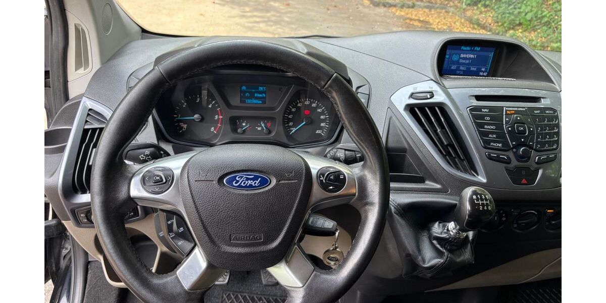 Ford Tourneo Custom 132.280 km 22.500 € München 81549