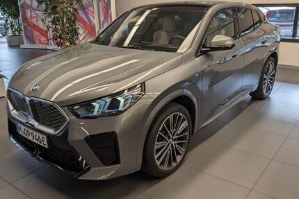 BMW iX2 17.000 km 52.499 &euro; Neubiberg 85579