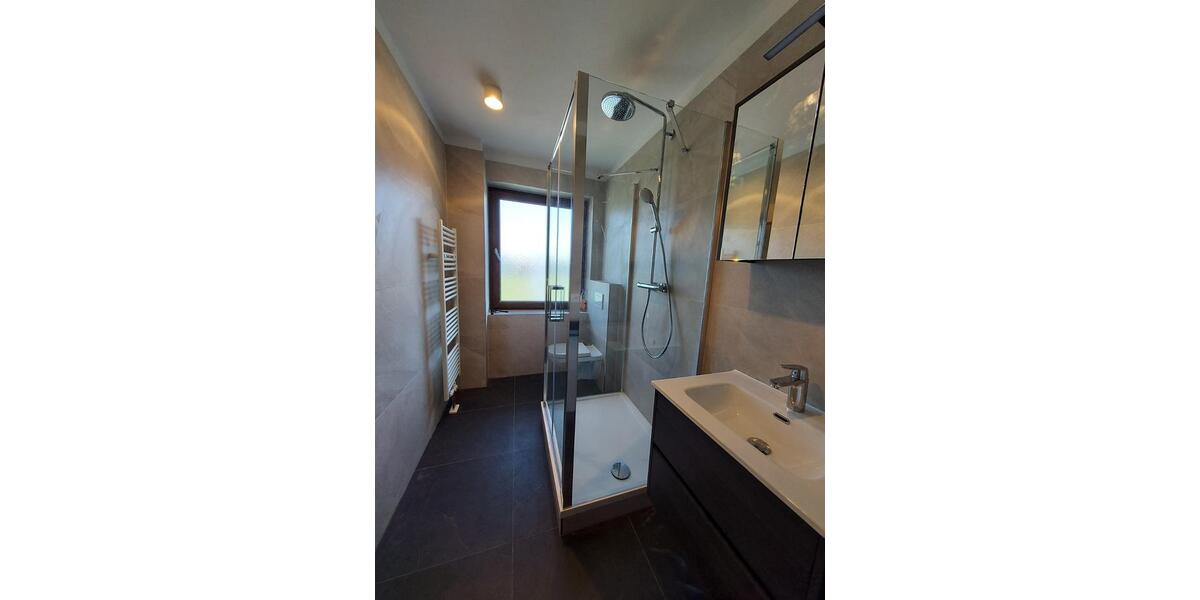 Reihenhaus mit schönem Garten für Wohngemeinschaft bis 3 Personen 2 zimmer