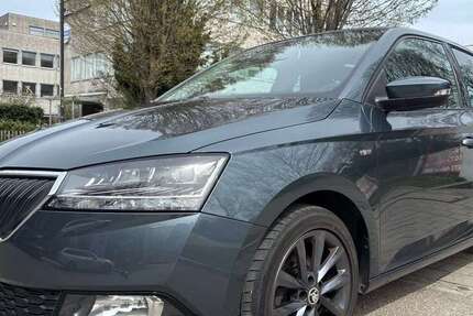 Skoda Fabia 125.000 km 7.990 &euro; Riemerling 85521