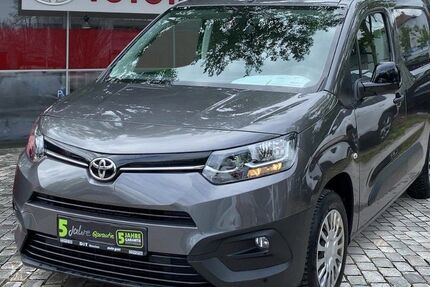 Toyota Proace City 60.665 km 16.490 &euro; München 80687