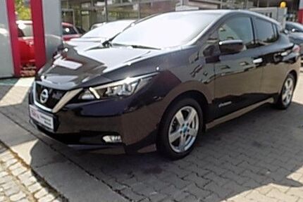 Nissan Leaf 45.643 km 13.890 € München 81677