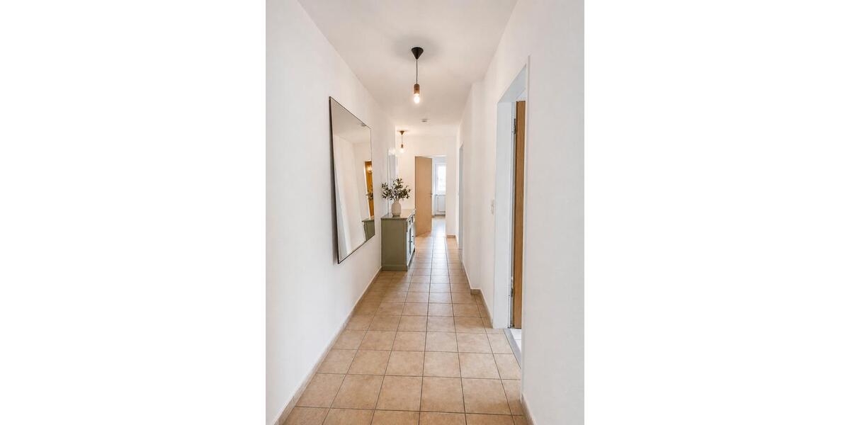 Dachgeschoßwohnung Röhrmoos - 3 Zimmer, 80 m&sup2;, 1.400&euro; | Angebot:26350715