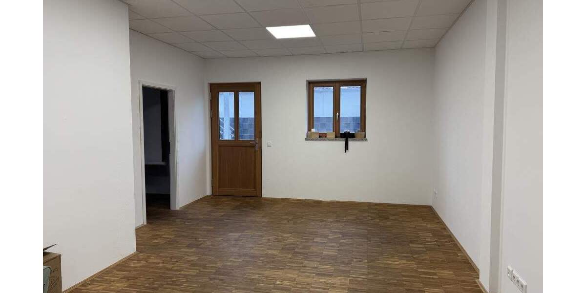 Gewerbeobjekt Kirchheim bei München Heimstetten - 4 Zimmer, 163 m&sup2;, 2.500&euro; | Angebot:23980015