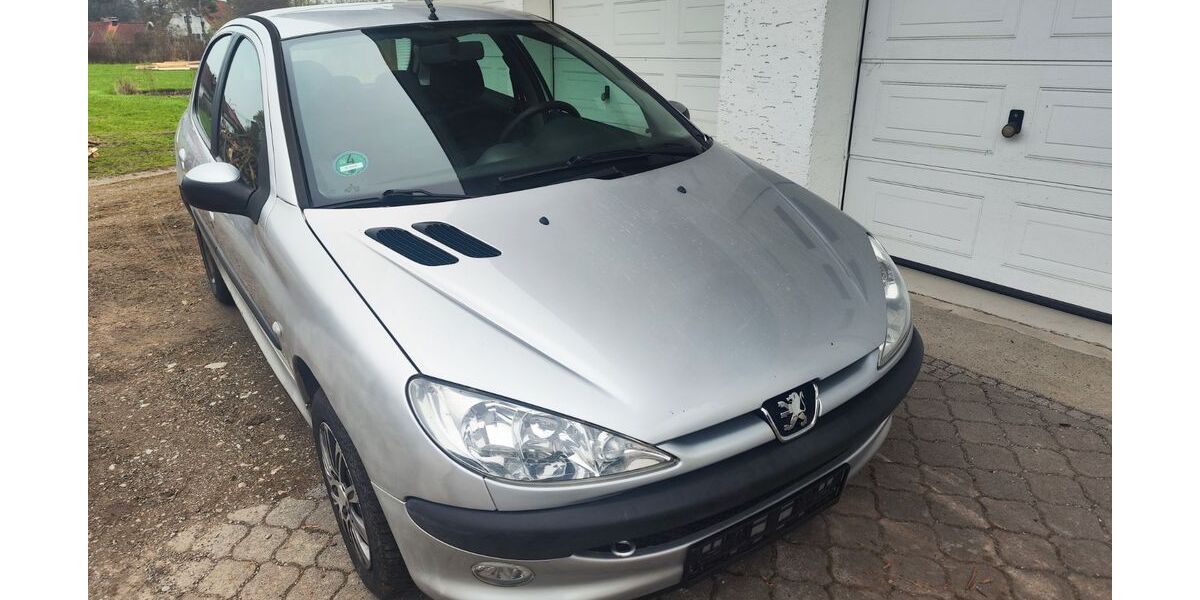 Peugeot 206 115.000 km 970 &euro; Glonn 85625