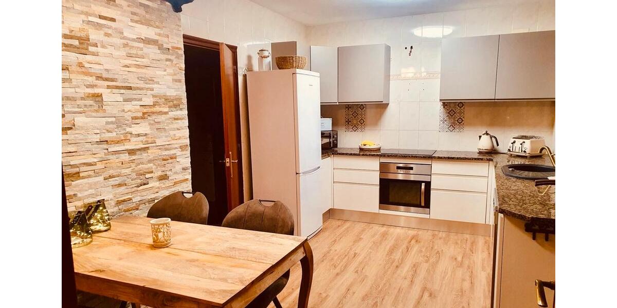 Einfamilienhaus Starnberg - 8 Zimmer, 440 m&sup2;, 1.100.000&euro; | Angebot:24689662