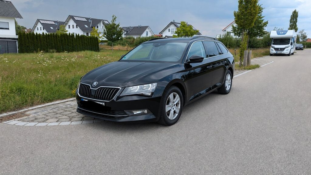 Skoda Superb 178.300 km 15.000 &euro; Pastetten 85669