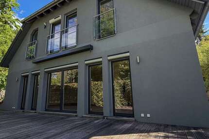Haus München / Harlaching Harlaching - 5 Zimmer, 155 m&sup2;, 2.400.000&euro; | Angebot:26738237