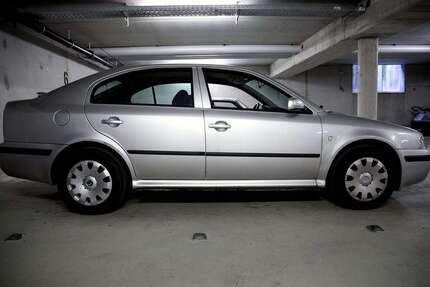 Skoda Octavia 264.000 km 900 &euro; München 80689