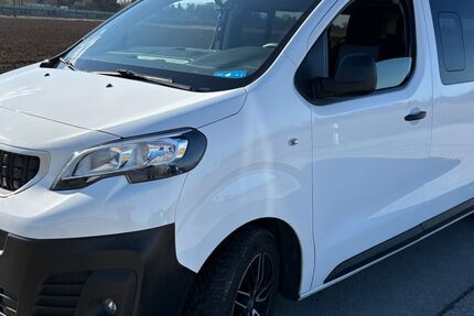 Peugeot Traveller 117.200 km 15.890 &euro; haar 85540