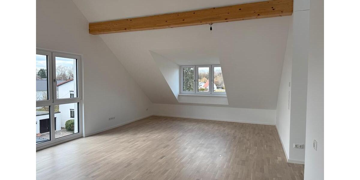 Dachgeschoßwohnung München Allach-Untermenzing - 3 Zimmer, 90 m&sup2;, 1.900&euro; | Angebot:26060902