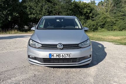 VW Touran 131.000 km 16.399 &euro; Gauting 82131