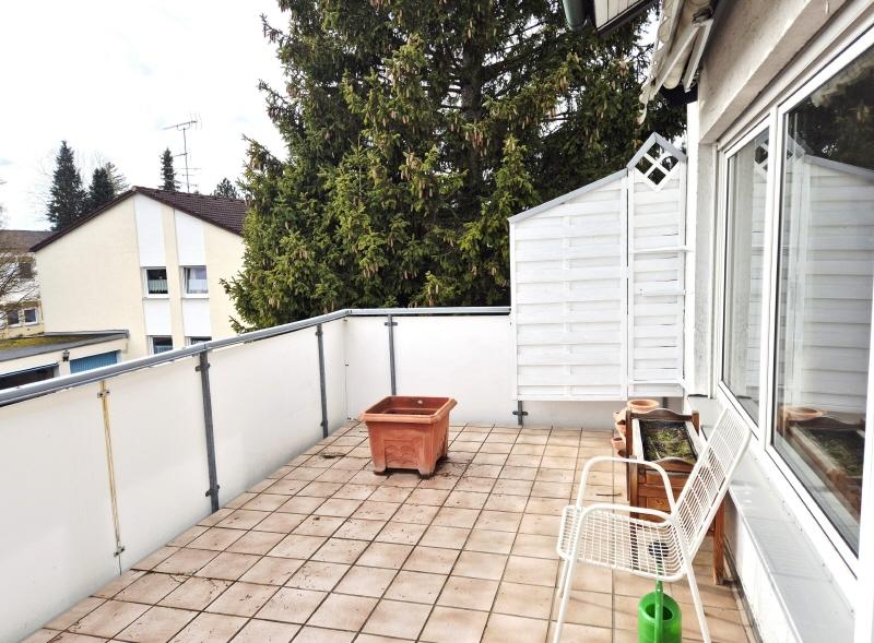 Etagenwohnung Gröbenzell - 3 Zimmer, 100 m&sup2;, 1.350&euro; | Angebot:25752510