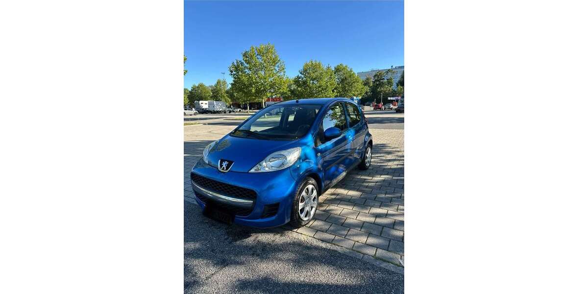 Peugeot 107 193.000 km 2.499 &euro; München 80807