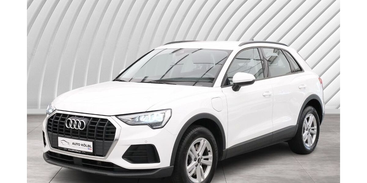 Audi Q3 100.719 km 22.390 &euro; Unterschleißheim 85716