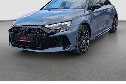 Audi RS3 4.000 km 64.990 &euro; Ebersberg bei München 85560