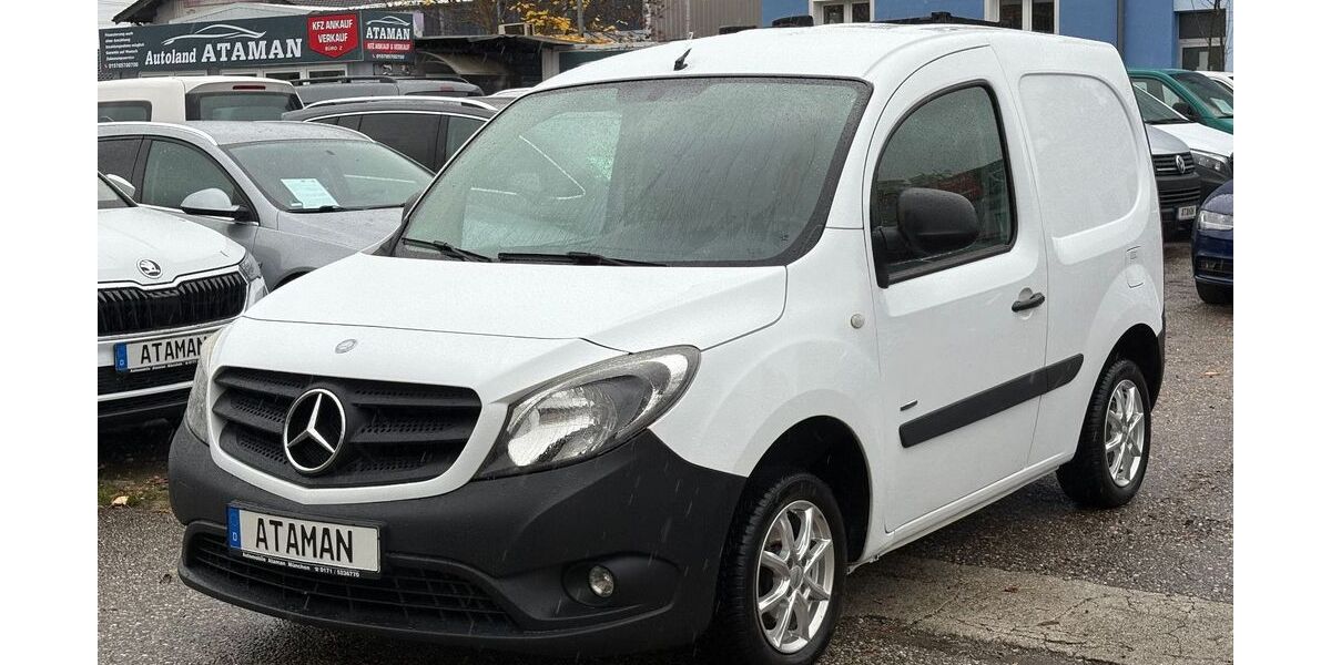 Mercedes-Benz Citan 133.000 km 5.450 &euro; München 81243
