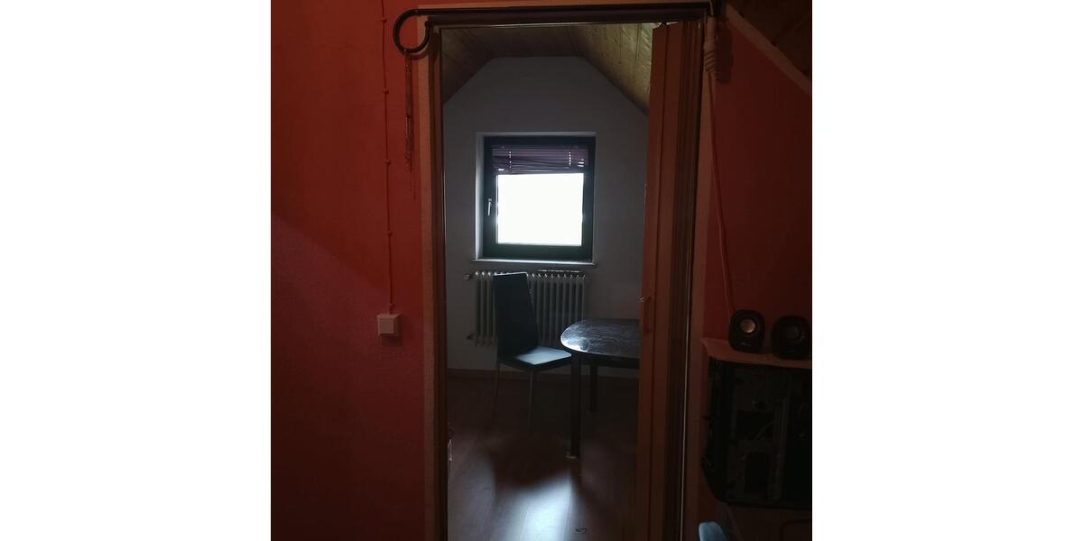 Dachgeschoßwohnung Hallbergmoos - 1 Zimmer, 19 m&sup2;, 500&euro; | Angebot:26211450