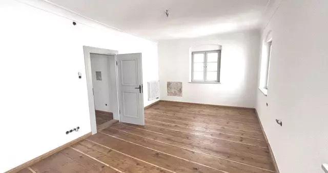 Etagenwohnung München Altstadt-Lehel - 2.5 Zimmer, 65 m&sup2;, 2.450&euro; | Angebot:26445836