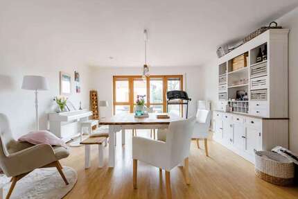 Haus München Lochhausen - 5 Zimmer, 111 m&sup2;, 2.750&euro; | Angebot:26553248