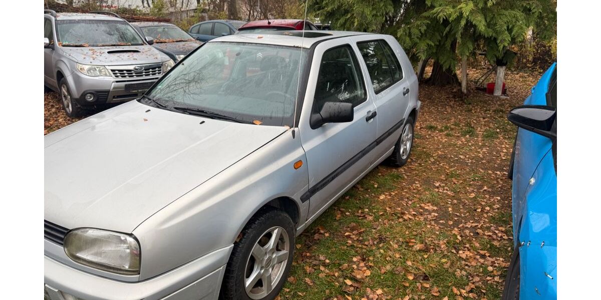VW Golf 73.000 km 999 &euro; Markt Schwaben 85570