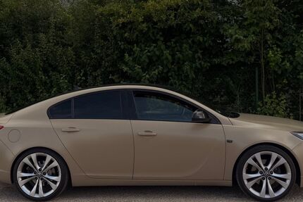 Opel Insignia 230.636 km 5.100 &euro; München 81825