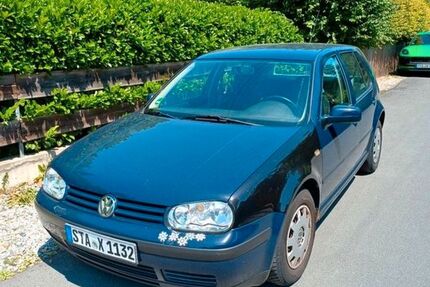 VW Golf 125.000 km 1.400 &euro; Germering 82110