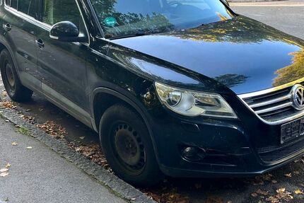 VW Tiguan 269.875 km 3.300 € München 81243