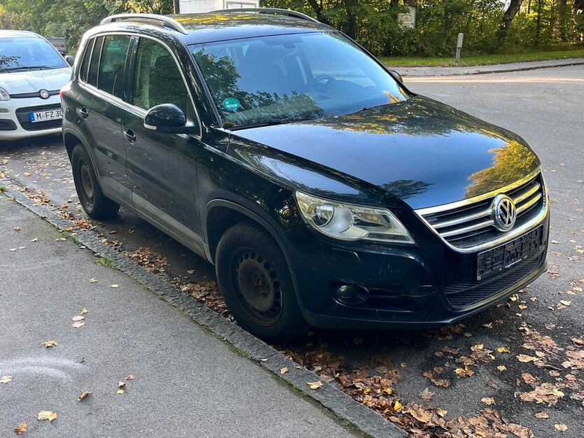 VW Tiguan 269.875 km 3.300 € München 81243