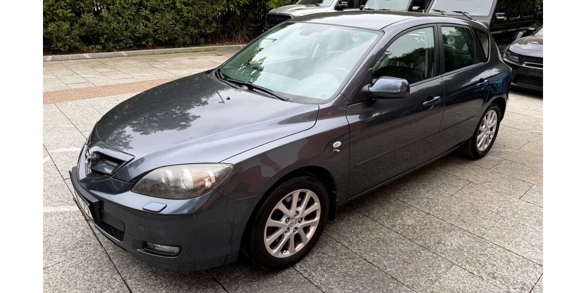 Mazda 3 221.000 km 980 &euro; München 81827