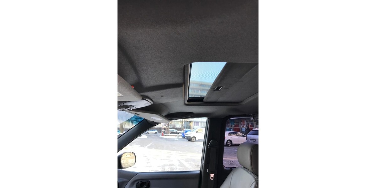 Kia Carnival II 58.000 km 6.500 &euro; München 80313