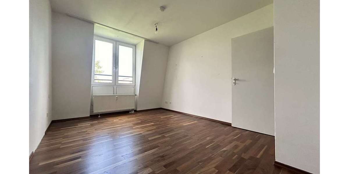 - Dachgeschoßwohnung München Bogenhausen | Angebot:26714706