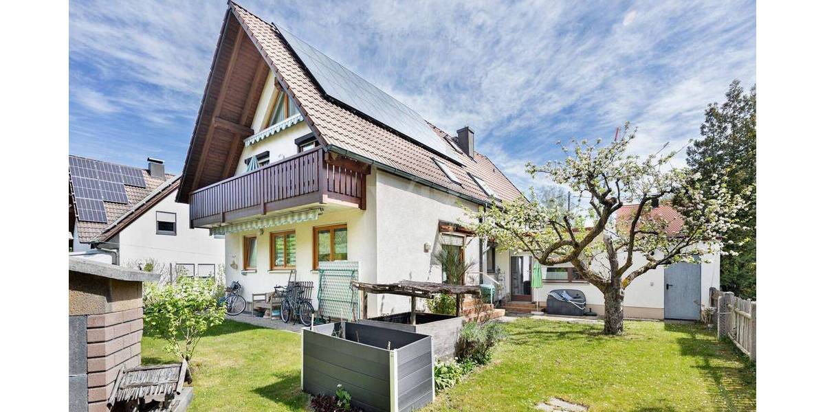 Einfamilienhaus München / Aubing Aubing-Lochhausen-Langwied - 8 Zimmer, 196 m&sup2;, 1.090.000&euro; | Angebot:26908661