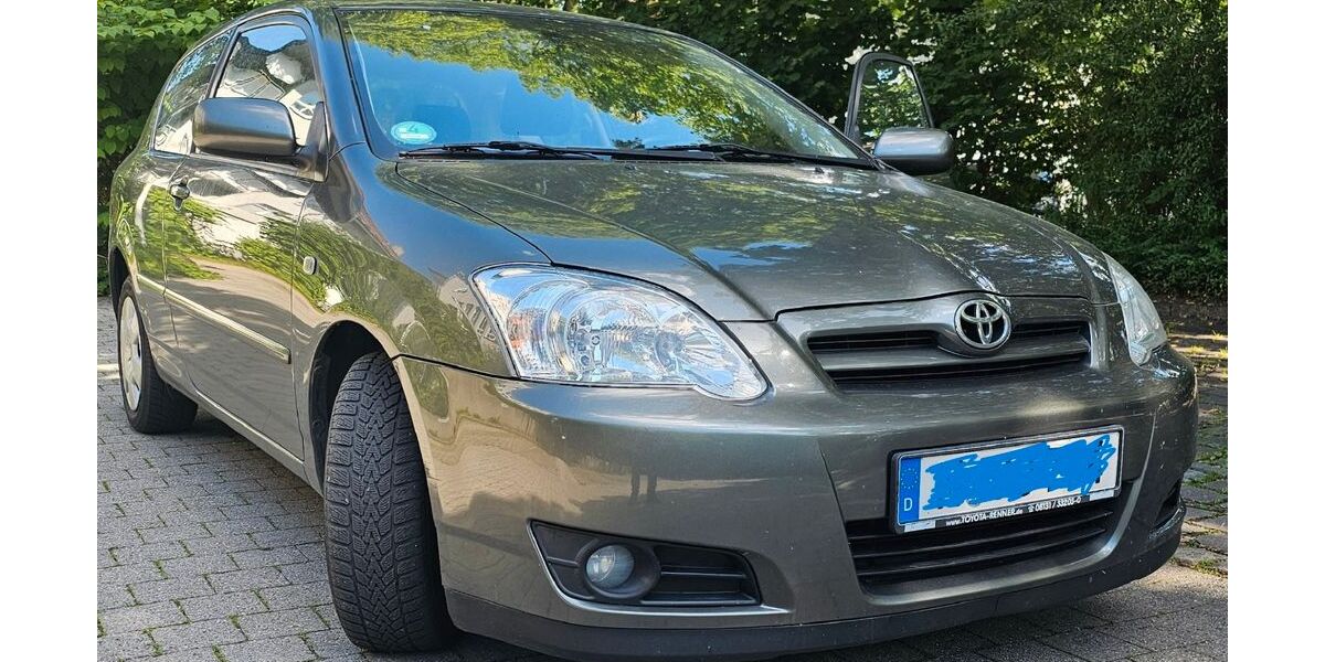Toyota Corolla 192.000 km 2.900 &euro; Unterfoehring 85774
