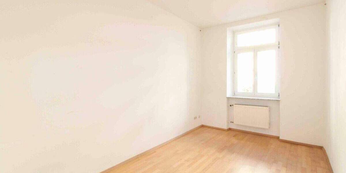 Charmante 3-Zimmer-Altbauwohnung mit Süd-Balkon in München! 3 zimmer