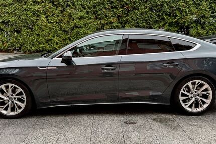 Audi A5 212.000 km 19.980 € München 81827