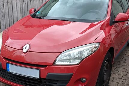 Renault Megane 46.000 km 6.000 &euro; München 80939