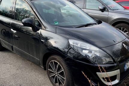 Renault Scenic 148.000 km 2.300 &euro; Haar 85540