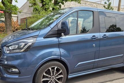 Ford Tourneo Custom 60.000 km 31.500 &euro; München 81477