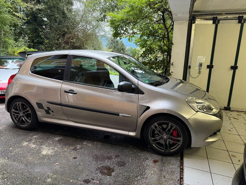 Renault Clio 87.507 km 19.000 € München 80801