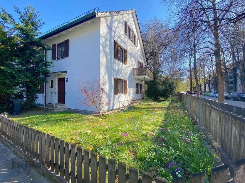 Haus zum Kaufen in München 1.070.000 € 108.76 m²