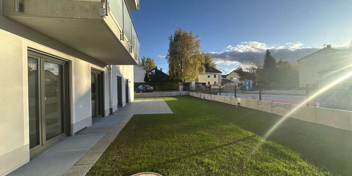 Wohnung zum Mieten in Poing 2.655 € 128.2 m² 5.5 zimmer